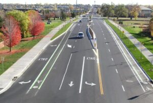 Giao thông ở Mỹ - Middle turning lane