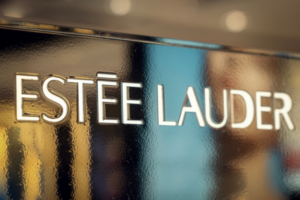 Mỹ phẩm Mỹ - Estee Lauder