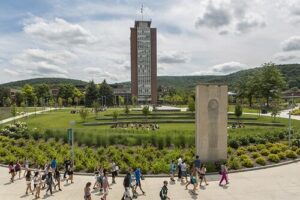 Trường đại học ở Mỹ có học phí thấp - Binghamton University