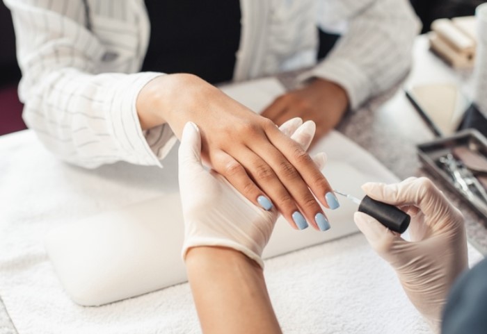 mặt trái của nghề nail